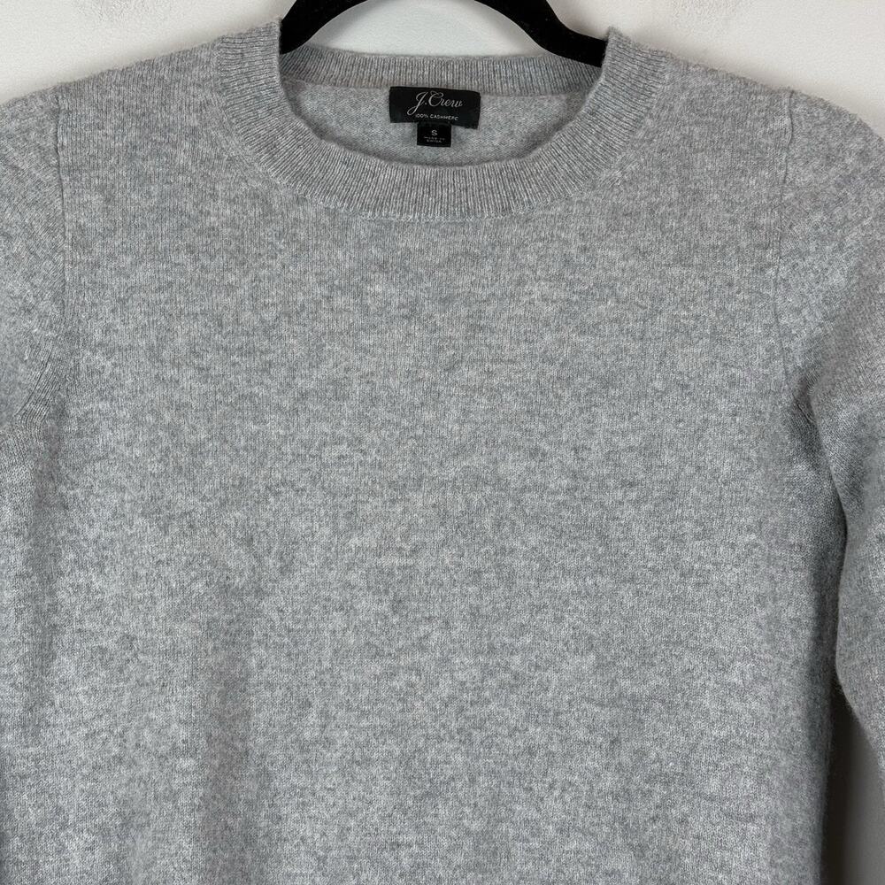 J.Crew 100% Cashmere Sweater Womens Small Gray Classic Crewneck Quiet Luxury - Picture 2 of 6